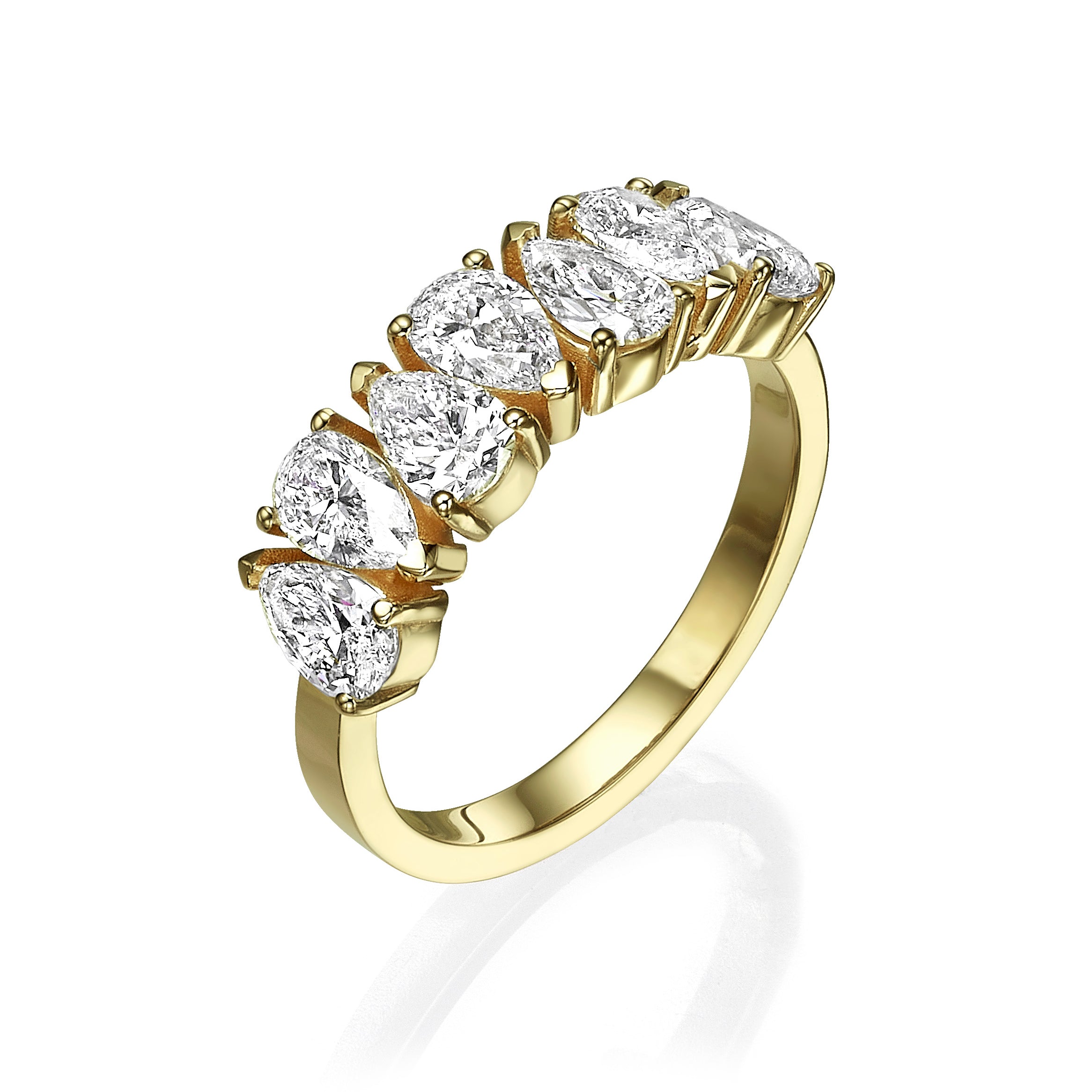 PEAR SHAPE DIAMOND RING