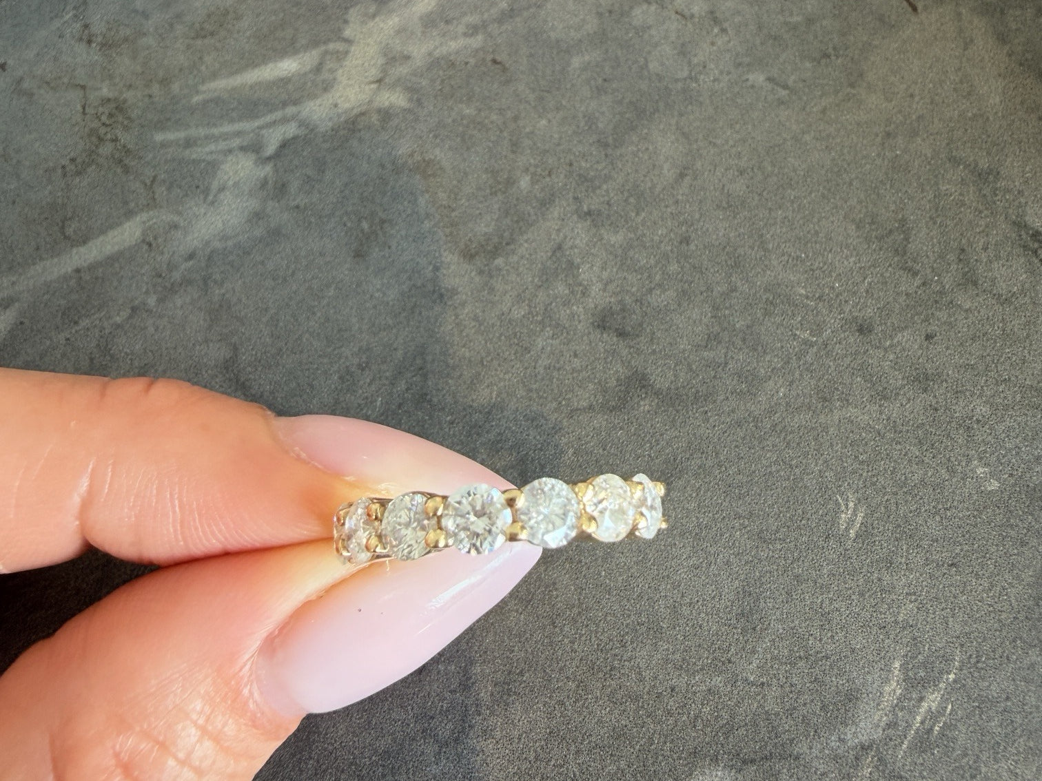 2.1CTS ROUND DIAMOND HALFWAY RING - SEVEN DIAMONDS 0.3CT EACH