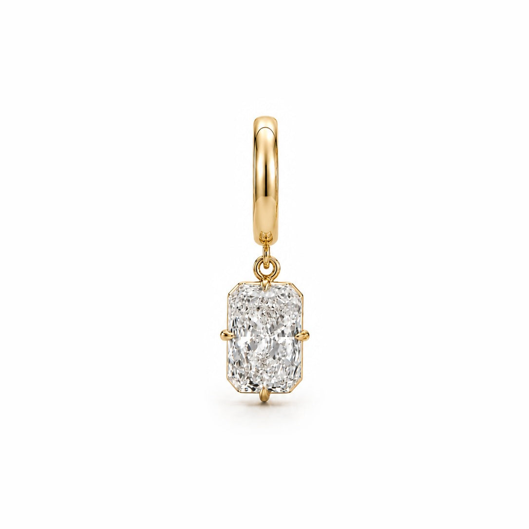 HUGGIES WITH RADIANT DIAMOND DROP - Yellow Gold - Single earring