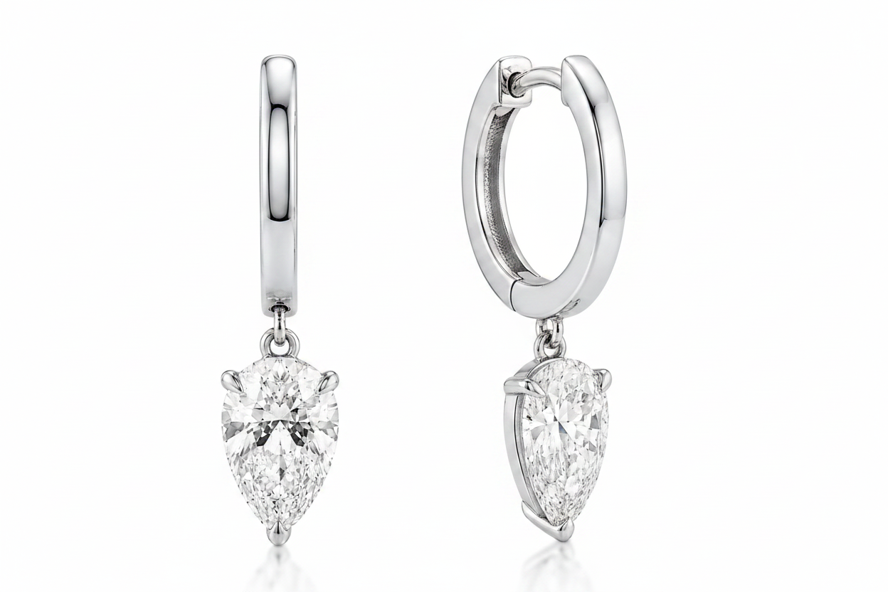 HUGGIES WITH DROP SHAPE DIAMOND 1CT