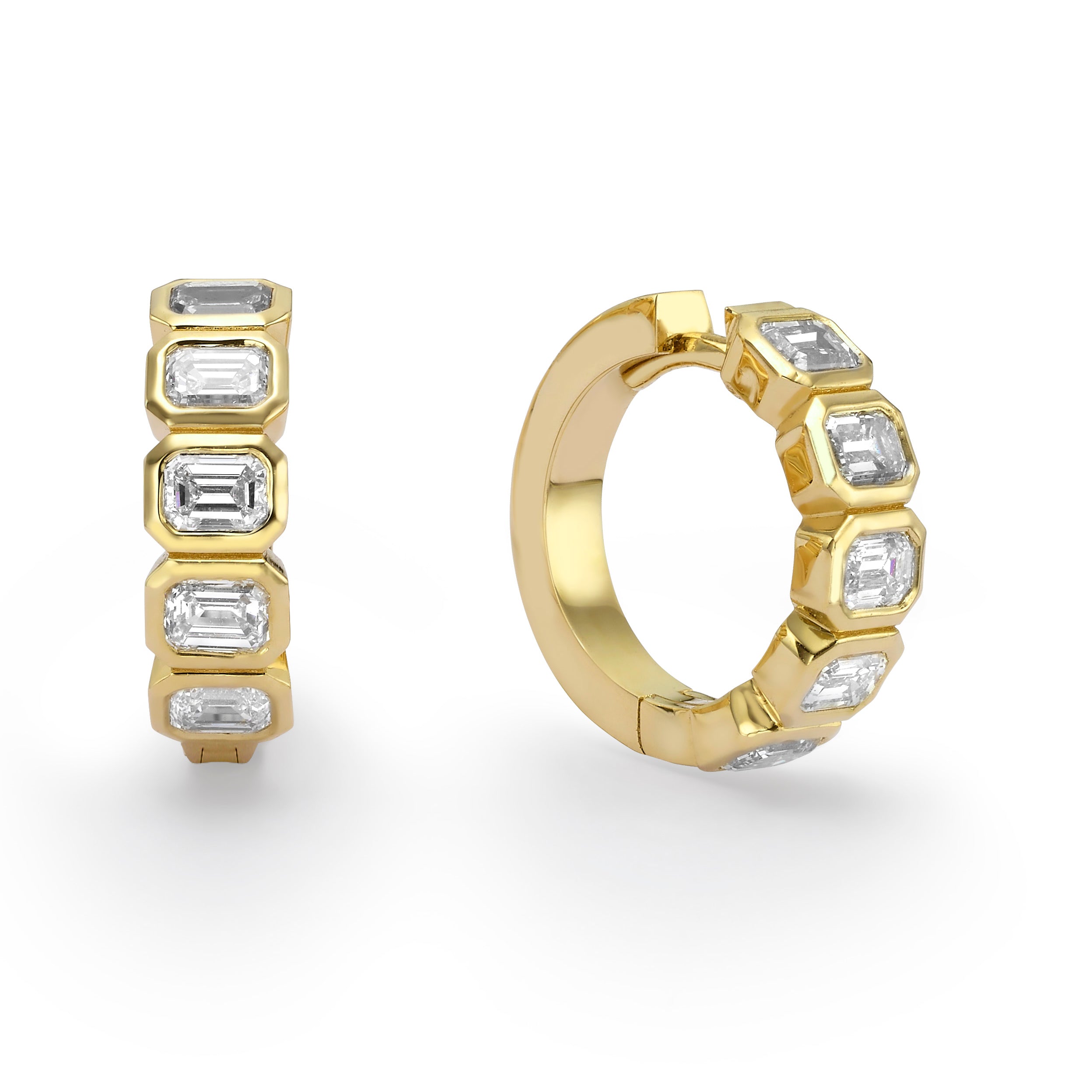 BEZEL EMERALD DIAMOND HUGGIES